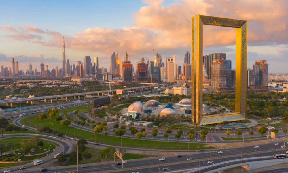 dubaiframe1