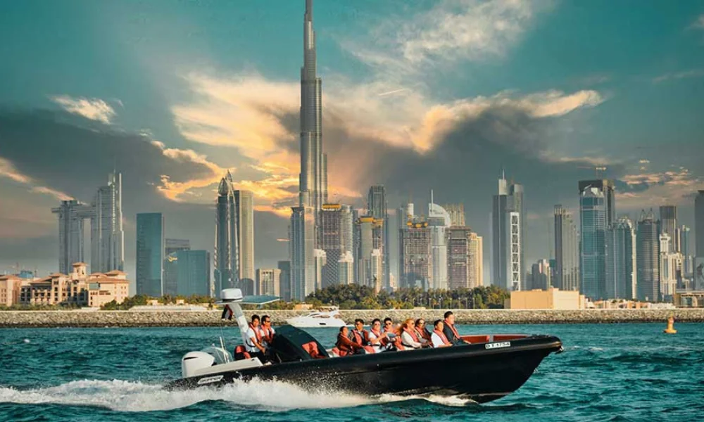 dubaiblacboat1